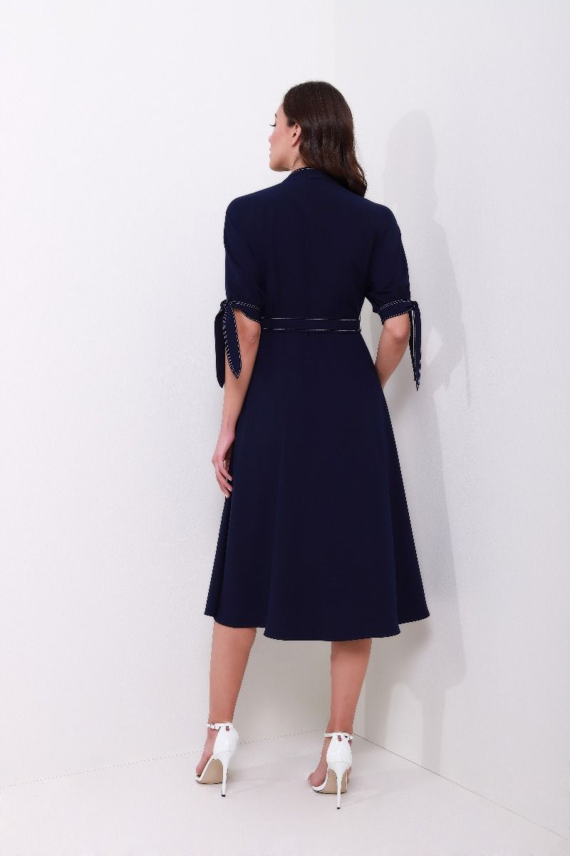 Adjustable belt dress