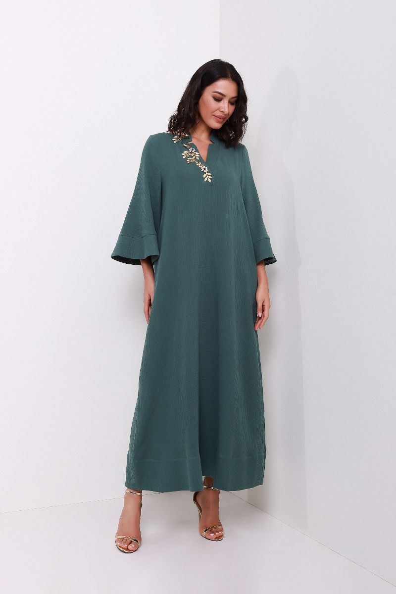 Embellished collar kaftan 