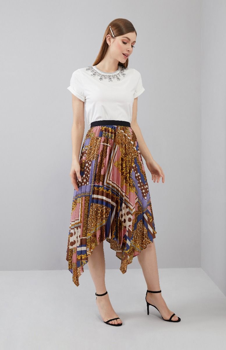 Embellished Collar T-Shirt