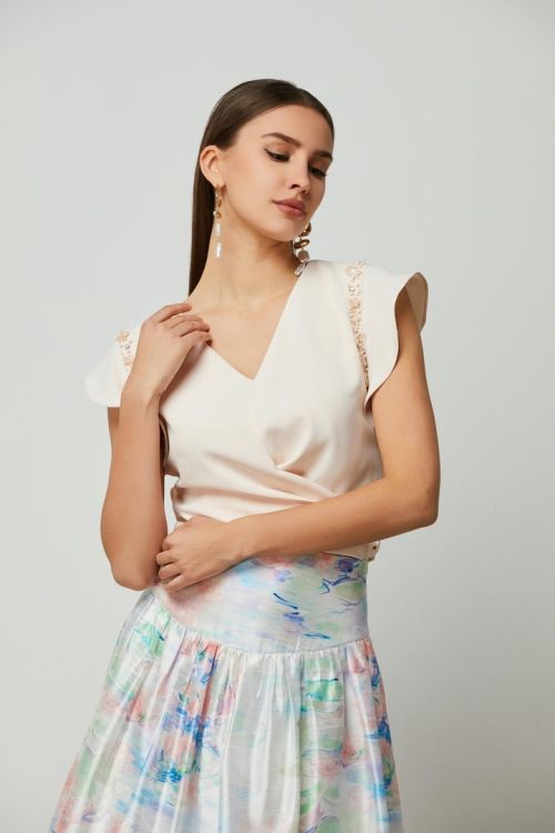 Sparkly details crepe top