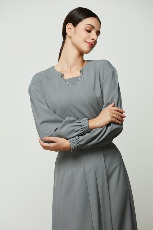 Chain Detail Top