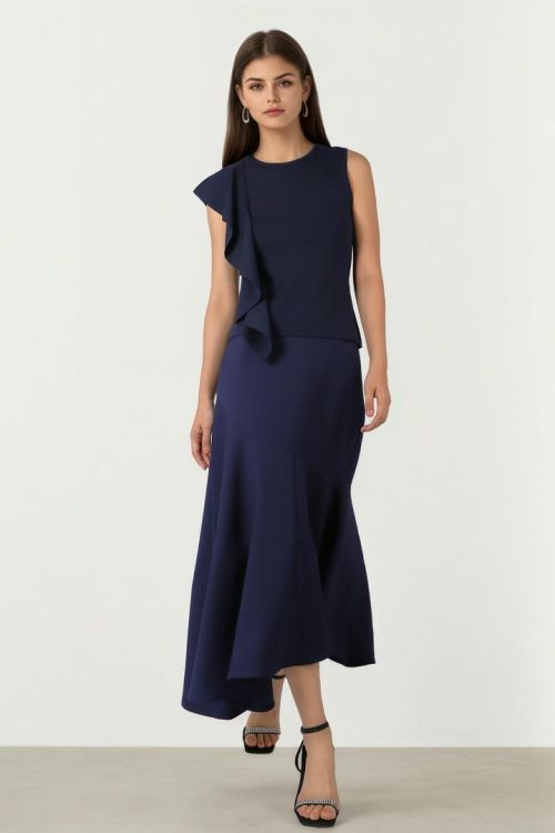 ASYMMETRIC HEM SKIRT
